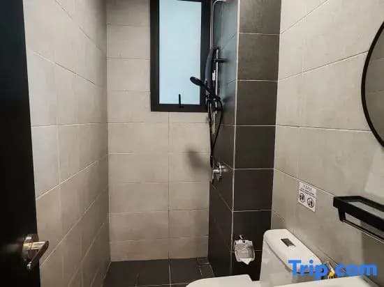 Skyblue 2 Rooms Apartment, 4+2 Pax @ Urban Suites - photo 8