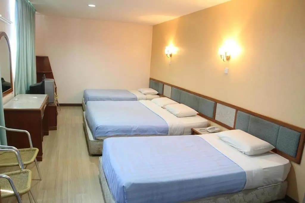 Monaco Dynasty Hotel - photo 3