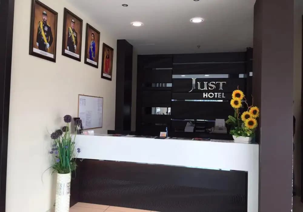 Just Hotel Batu Pahat - photo 2