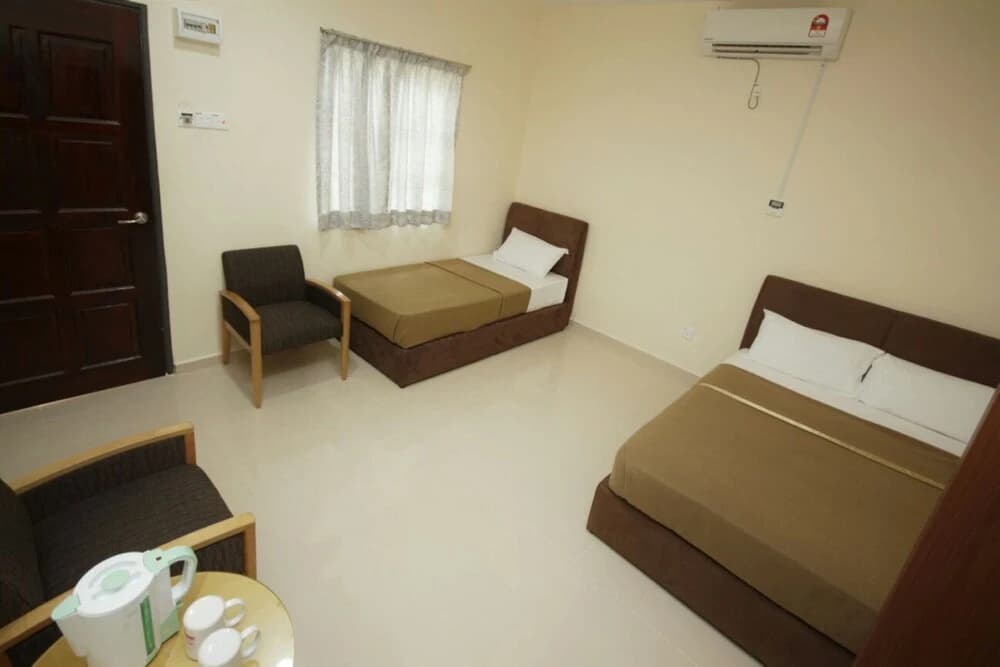OYO Home 90356 Homestay Kampung Paya Guring - photo 2