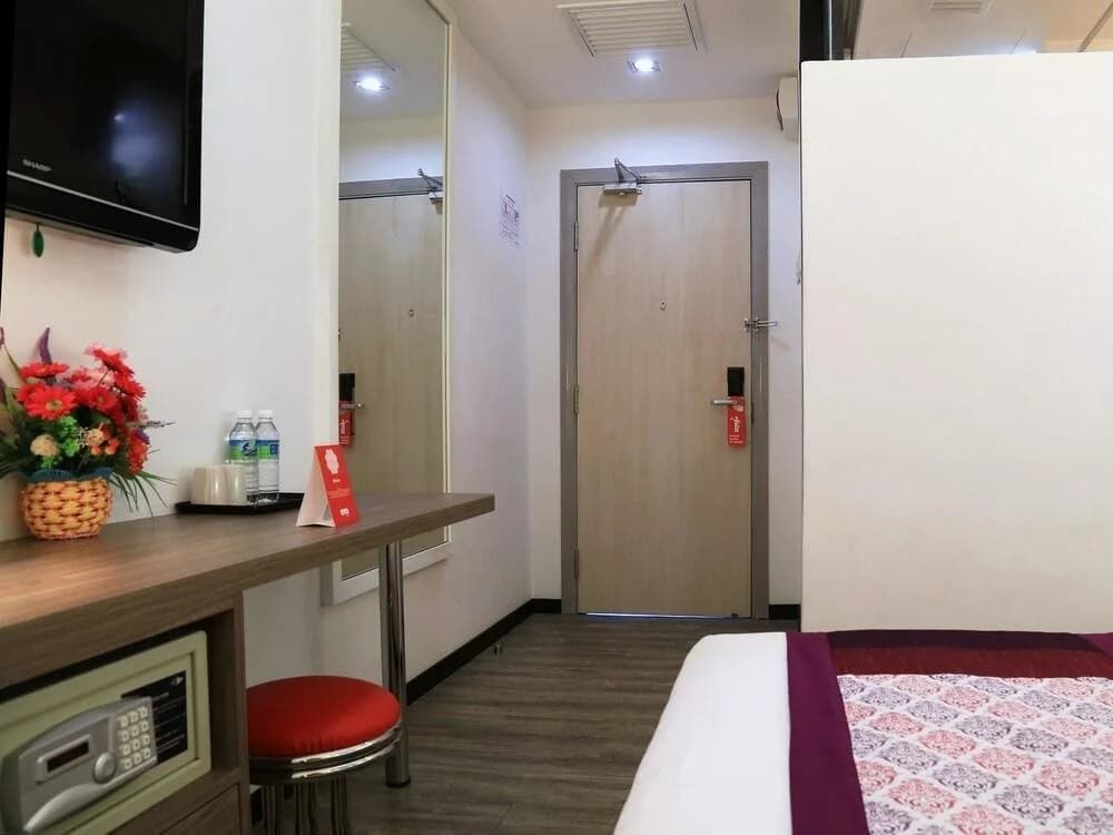 HelicoNia Hotel by OYO Rooms - photo 6