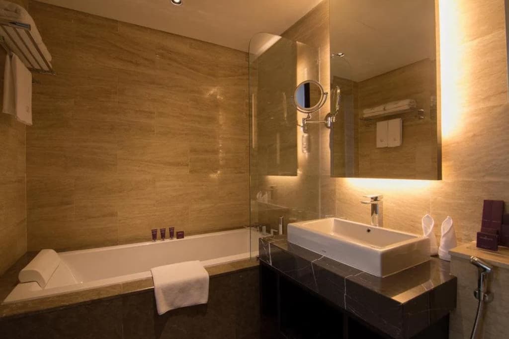 The Light Hotel Penang - photo 8