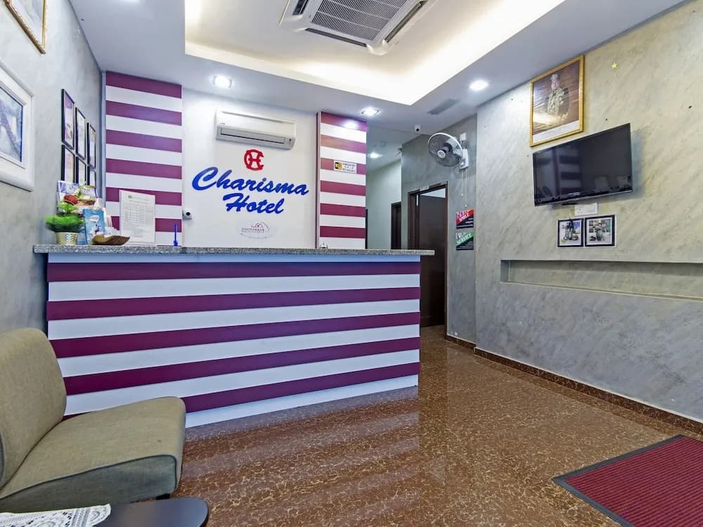 OYO 445 Charisma Hotel - photo 14