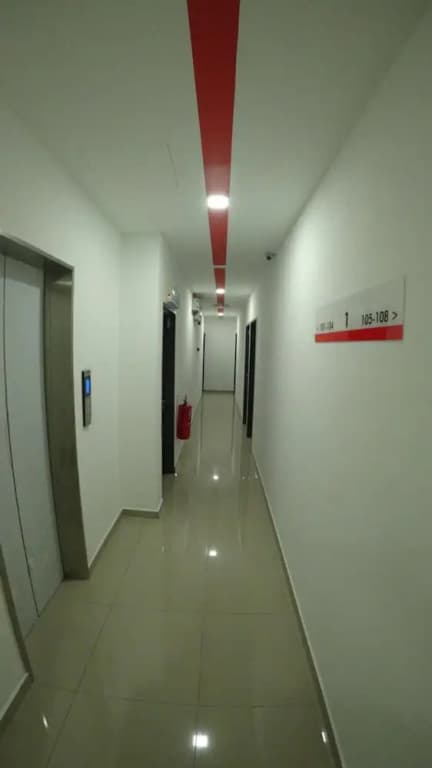 The Red Hotel - photo 8