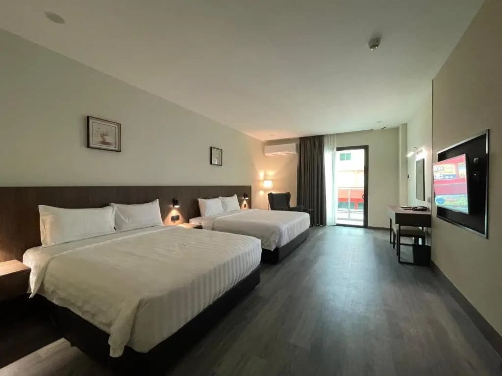 Hotel Bundusan - photo 2