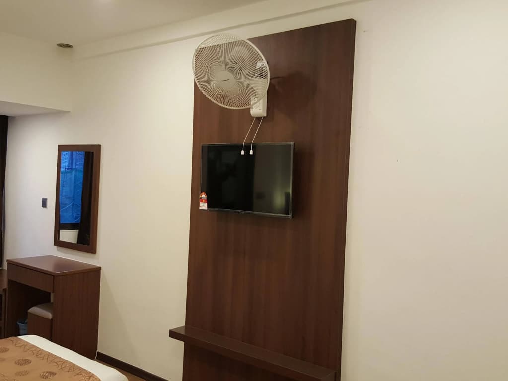 Highlanders Hotel - photo 2