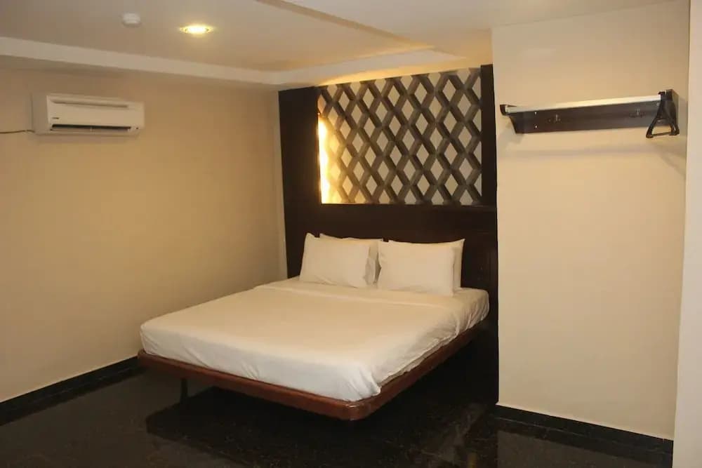 Daddy's Inn - photo 3