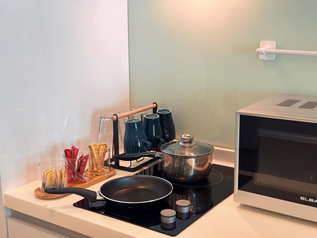6PAX SUITES KL CITY Pavilion at Bukit Bintang NETFLIX & WIFI - photo 2