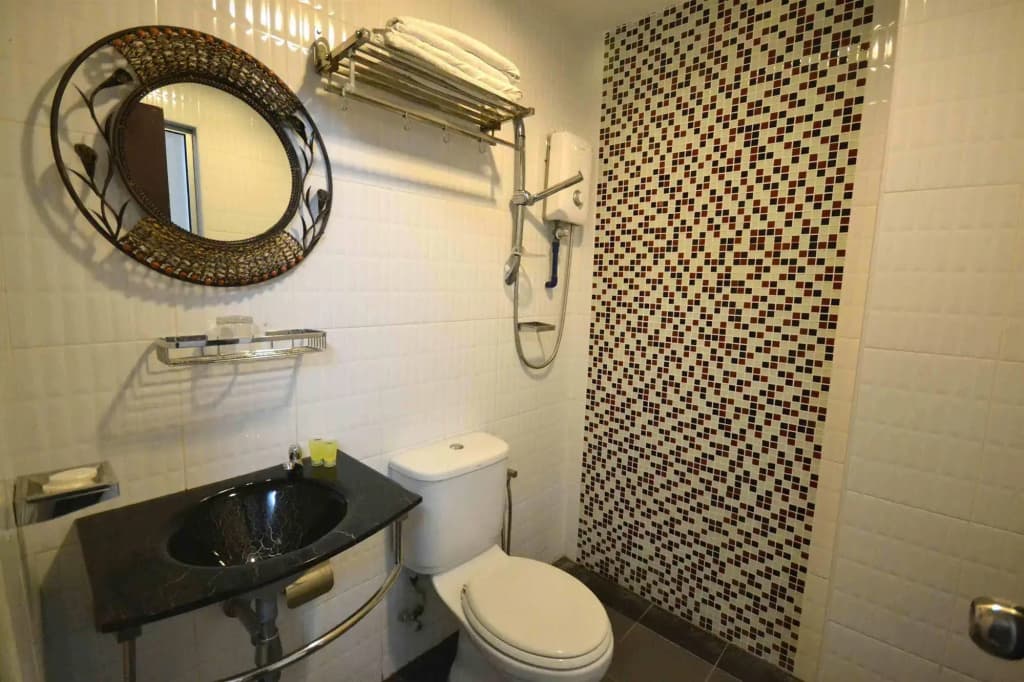 Hotel Rae Bukit Bintang - photo 10