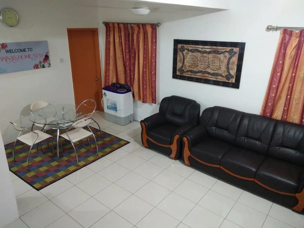 Sarinas Homestay - photo 11
