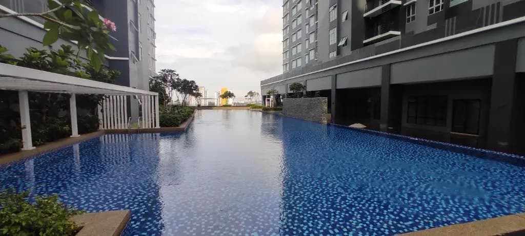 Bukit Rimau Instagrammable 2 Bedroom Apartment With Pool View up to 5 PAX - photo 9
