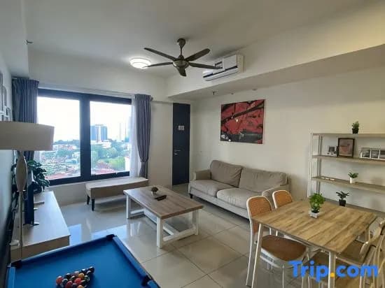 Tropicana 218 Macalister by Keith - photo 2