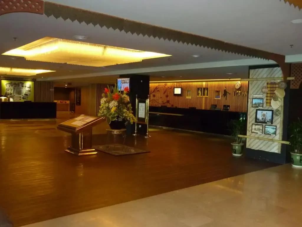 Kingston Hotel 15 @ Ipoh - photo 2