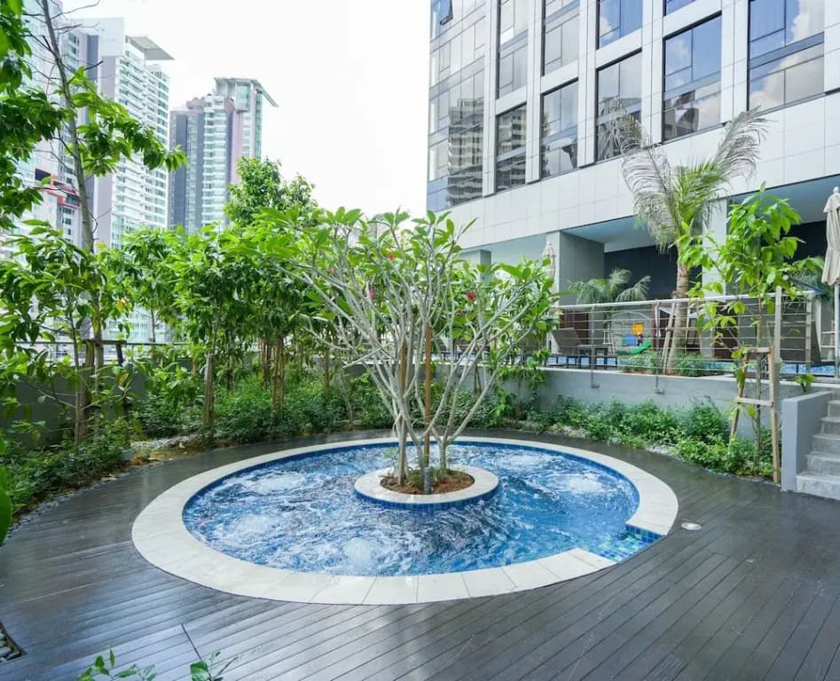 Pavilion Ceylon Hill Suites, Bukit Bintang by Perfect Host - photo 20