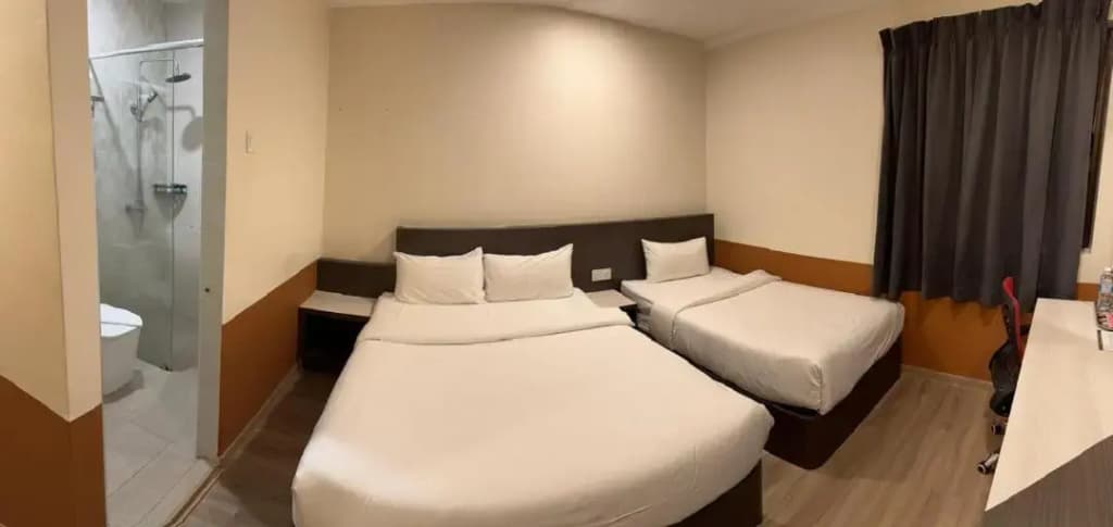 T Square Hotel - photo 33