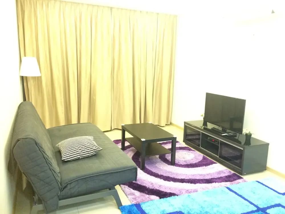 Lawang Suite 2 Bedroom Standard Apartment 2 - photo 2