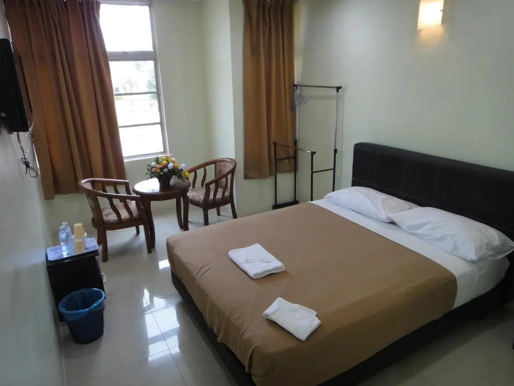 Mines Inn Hotel - photo 2