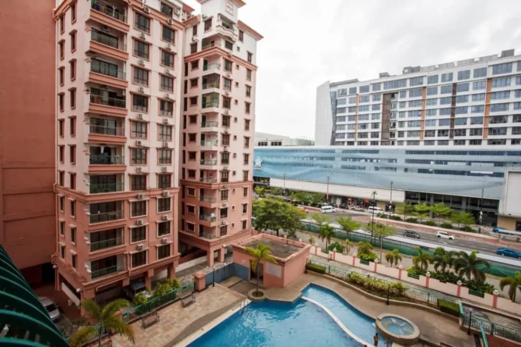 Marina Court Yr 1st Choice Family Apartment - photo 2