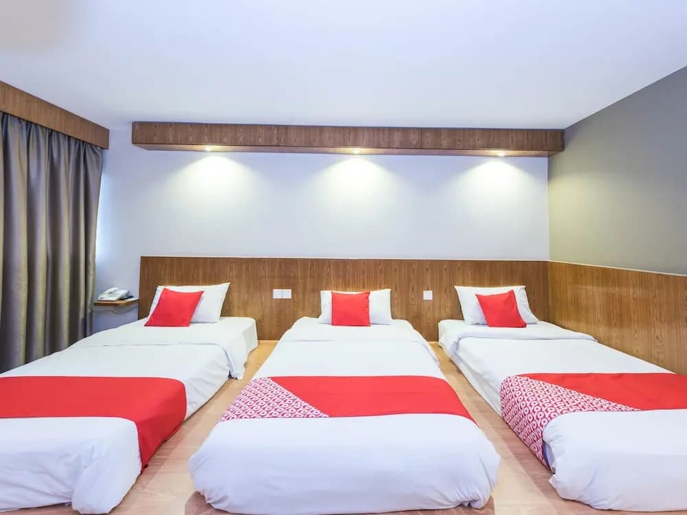 OYO 89421 PP Island Hotel - photo 4