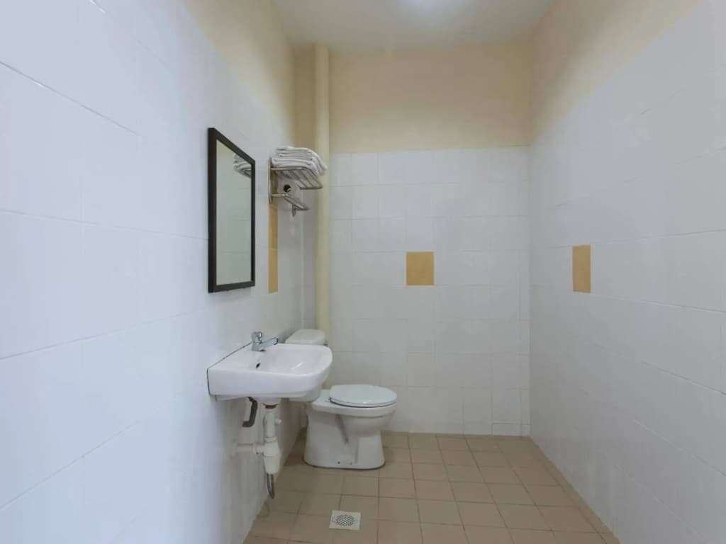 World Youth Hotel - photo 8
