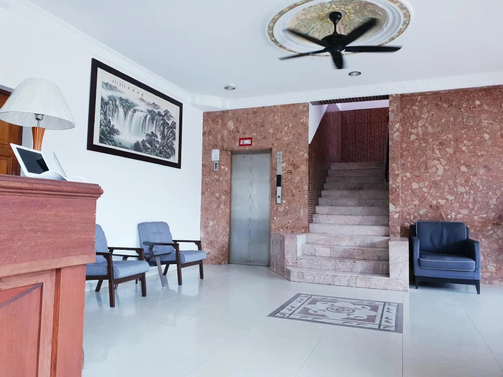 Champcity Hotel - photo 2