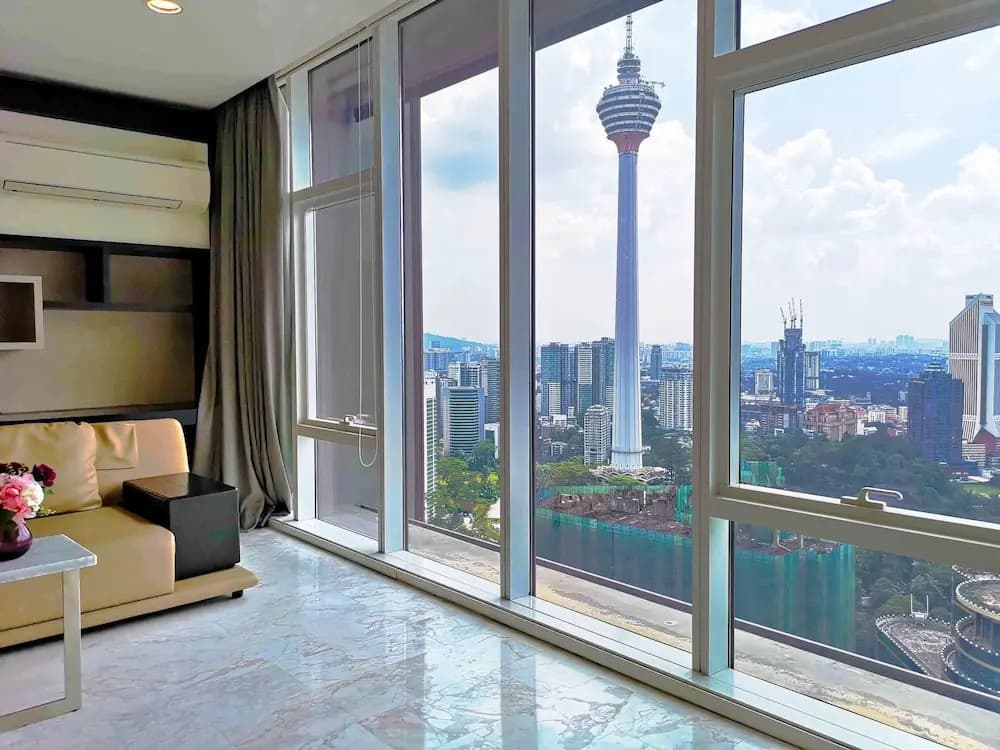 Platinum KLCC Kuala Lumpur by SabaSuites - photo 8