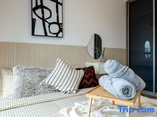 Cubic Botanical By Feel Home - photo 1