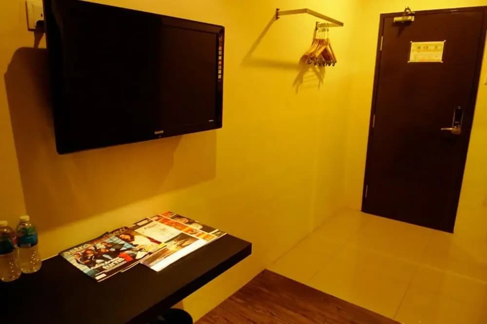 Hotel Austin Paradise Skudai - photo 11