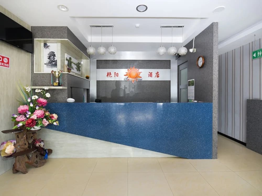 Oyo 43990 Sunshine Inn - photo 11