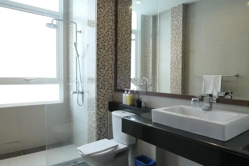Gurney Seafront Supercondo 4B Penthouse - photo 8