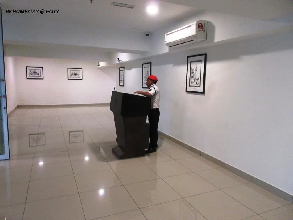 OYO 763 Tazara Hotel - photo 19