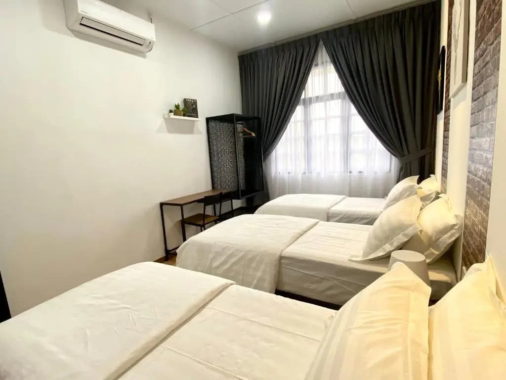 comfy 3-bedrooms with family karaoke Max-10pax - photo 7