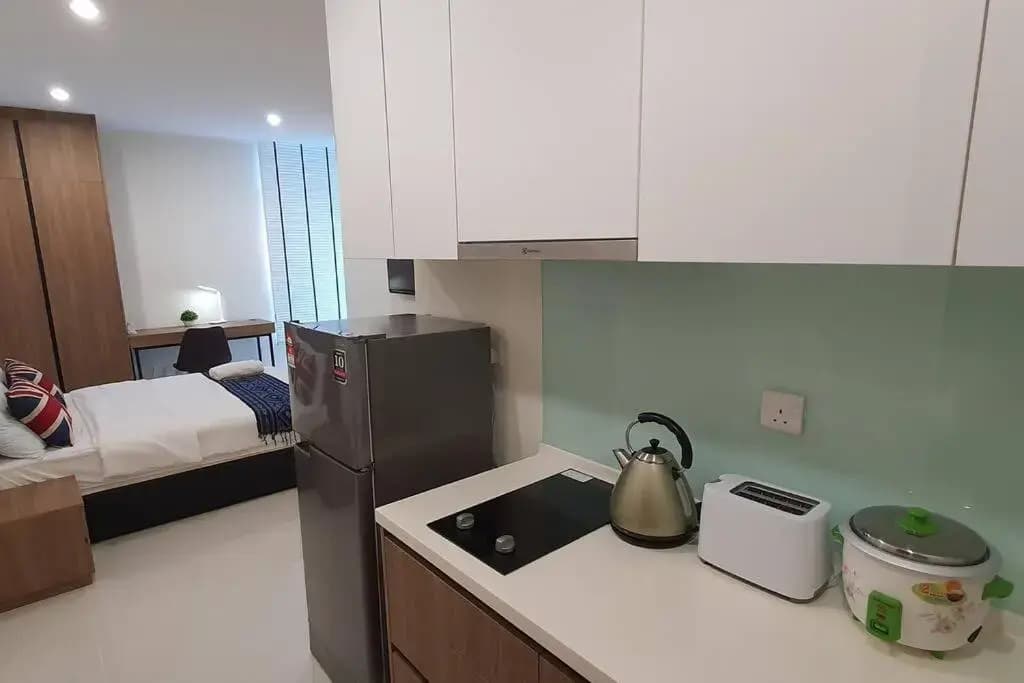 Lovely Kozi Square Studio 1-Bedroom with Pool LV9B - photo 2
