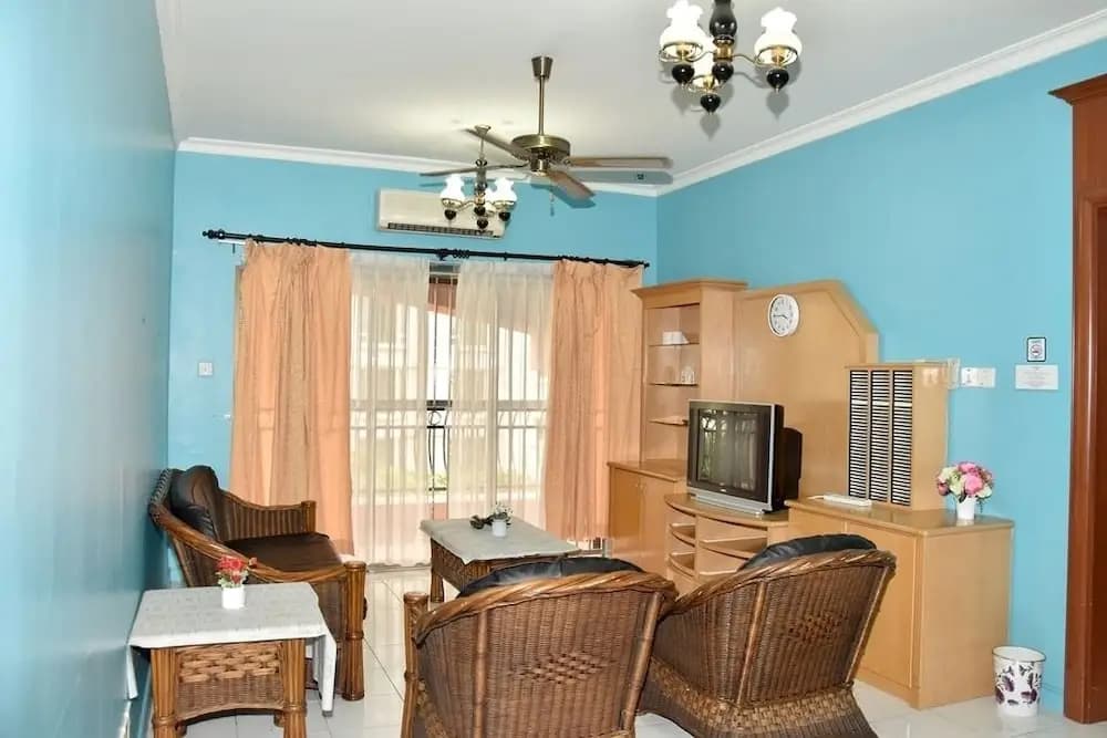 Marina Court by 80's Sabah Homestay - photo 3