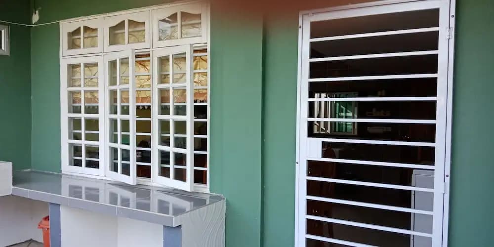 Merdeka Guest House - photo 1