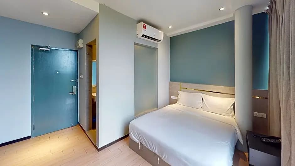 Hotel 99 Sepang KLIA - photo 4