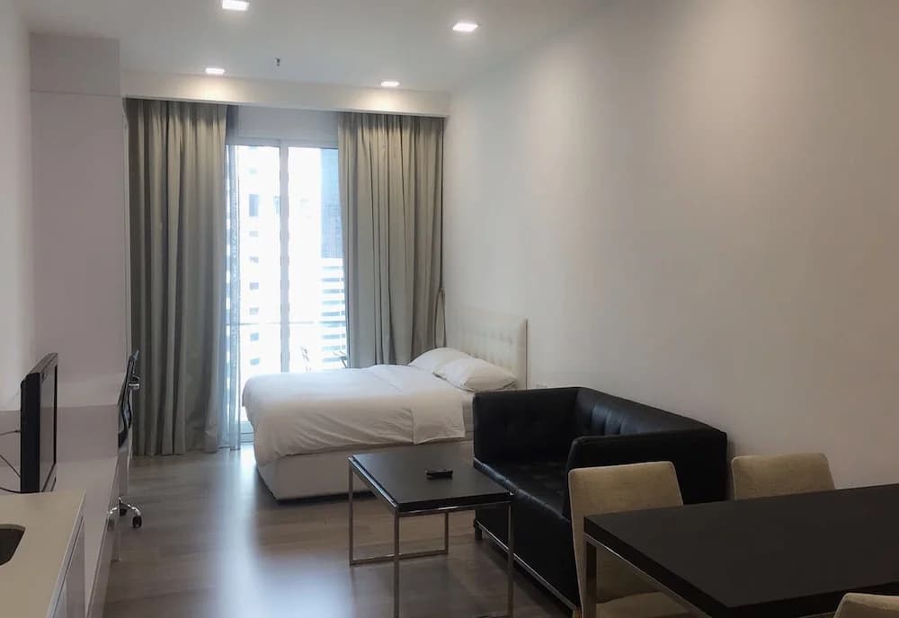 City Residences Premium Studio B.Ceylon - photo 1