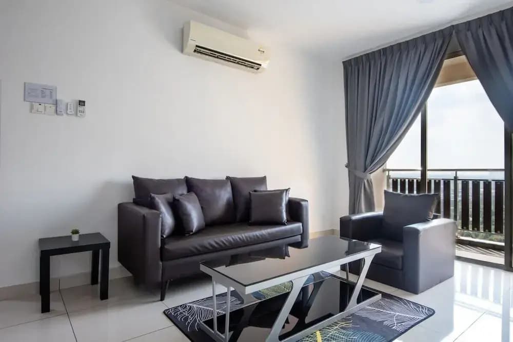 Comfy 3BR Apt @ KSL Daya Near Ikea Tebrau, Parking - photo 5