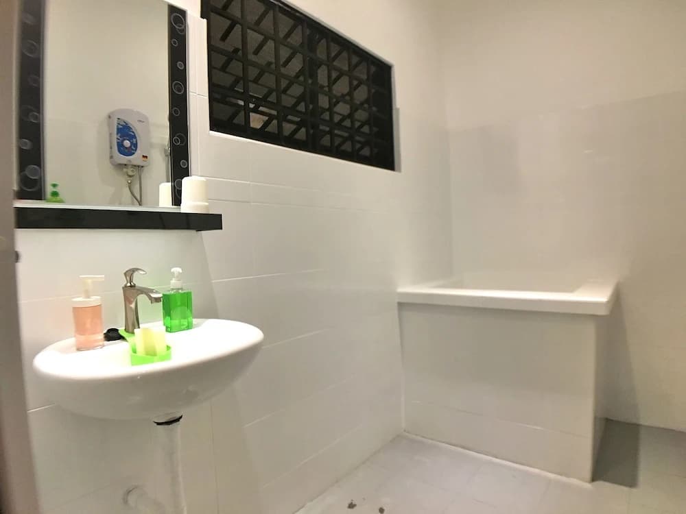iBook8 Superior 1 Bedroom Gurney Suites  by iBook Homestay - photo 8