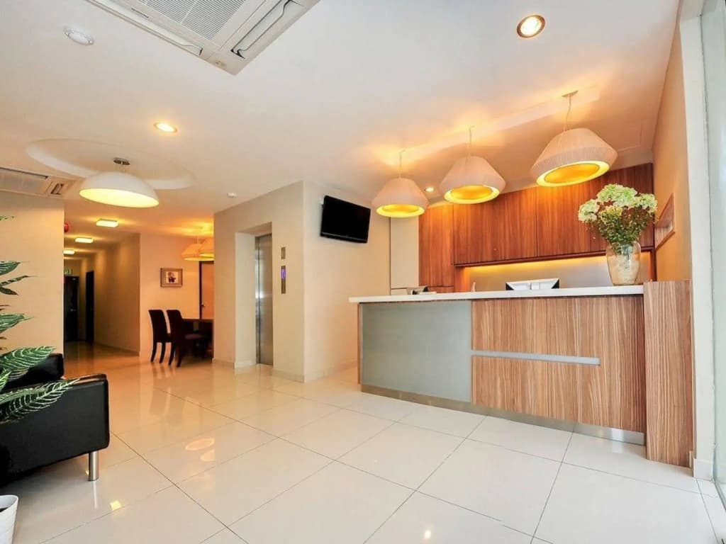 Station Eight Inn - photo 2