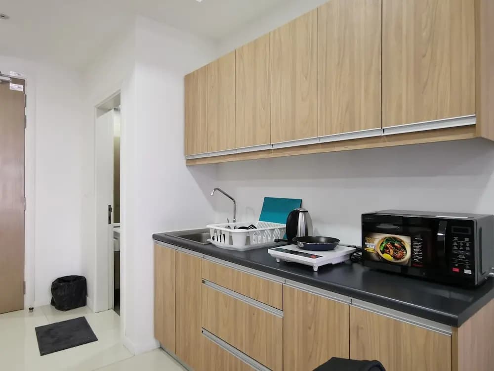 Eminent Suite at ICON City - photo 21