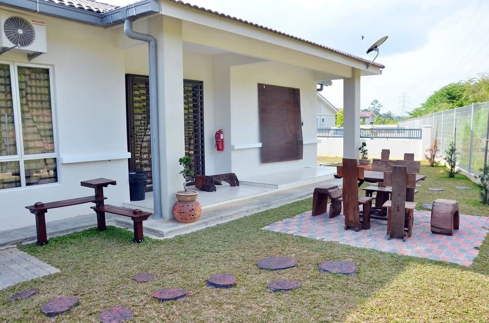 Nur Banglo Homestay Port Dickson - photo 13