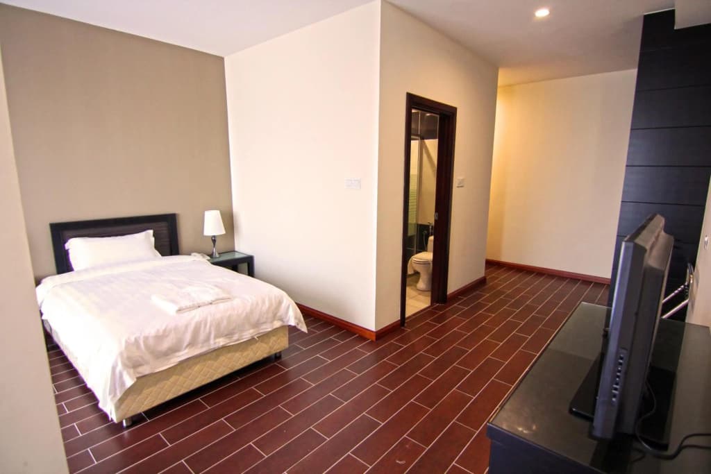 Putatan Platinum Hotel - photo 3