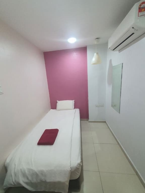 OYO 90177 Byond Hotel - photo 13