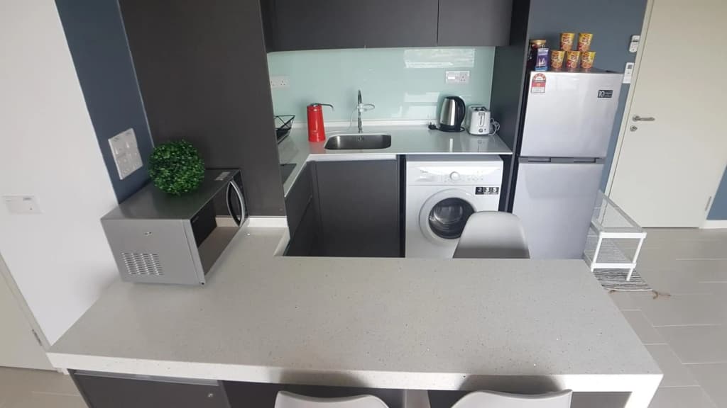 Tamarind Suites by Kroll Home2stay with UNIFI TV Wifi 1 Bedroom Apt - photo 15