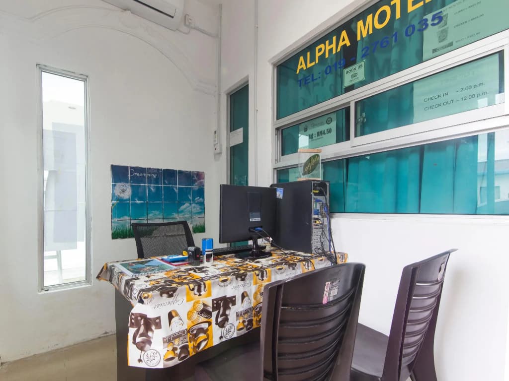 Alpha Motel - photo 1