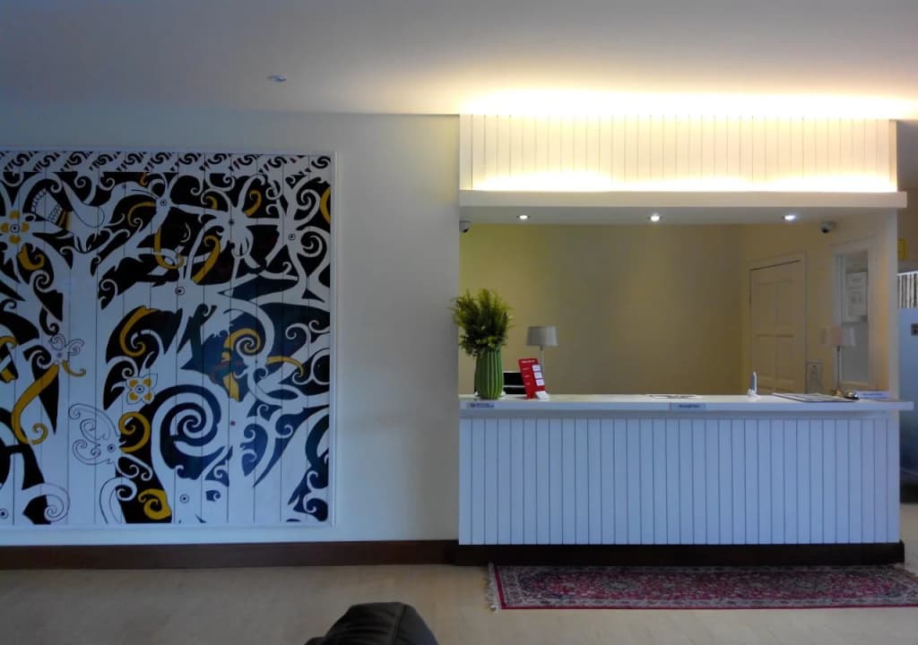 Bird's Nest Hotel - photo 10