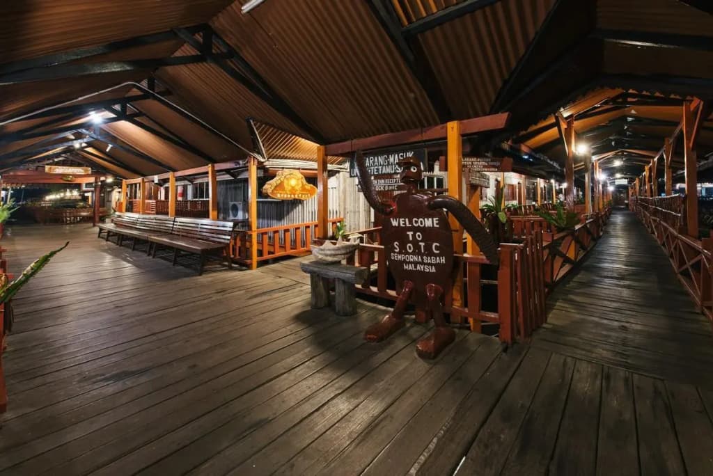 Dragon Inn Floating Resort - photo 13