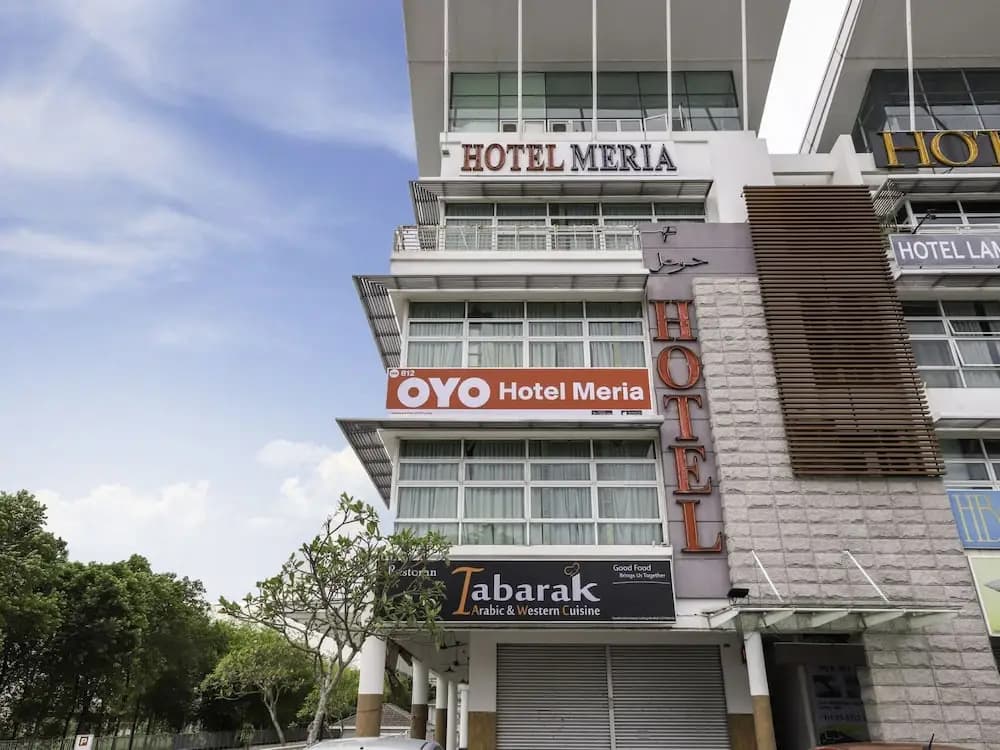 Super OYO Capital O 812 Hotel SMC Seksyen 13 - photo 1