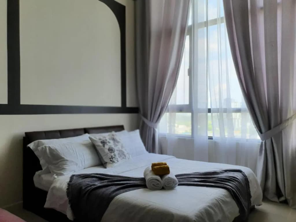 The Perfect Getaway @ Tamarind Suites, Netflix 300Mbps - photo 13